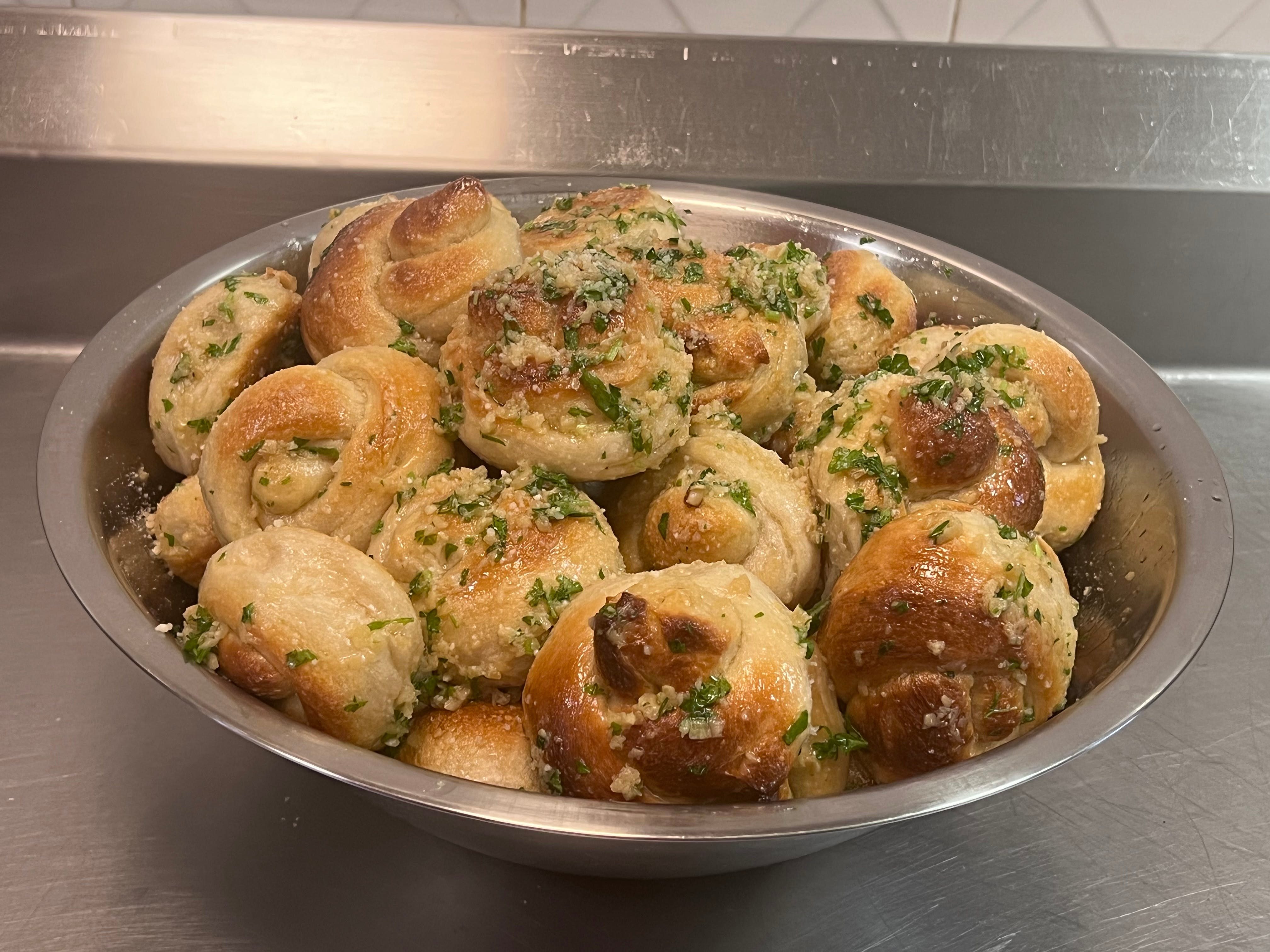 Garlic Knots.