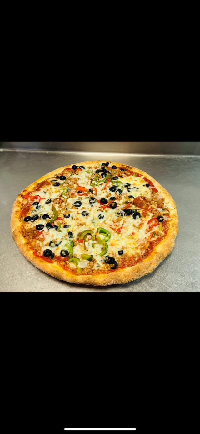 Jefry's Special Pizza.