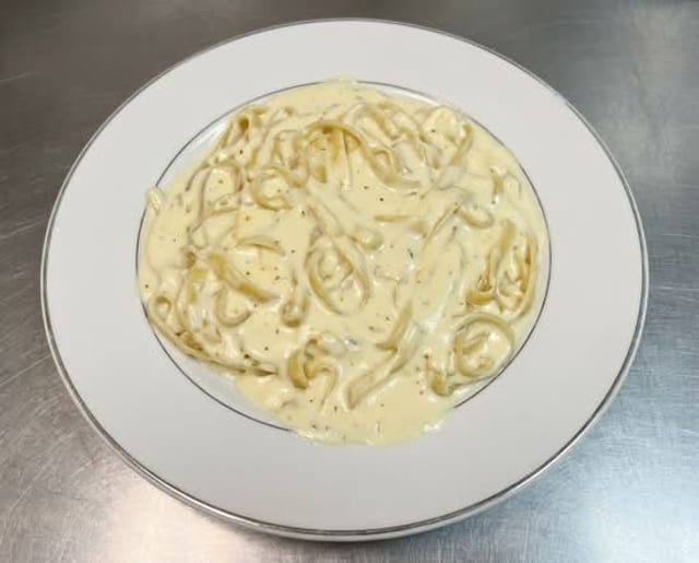 Fettuccine Alfredo with Chicken.